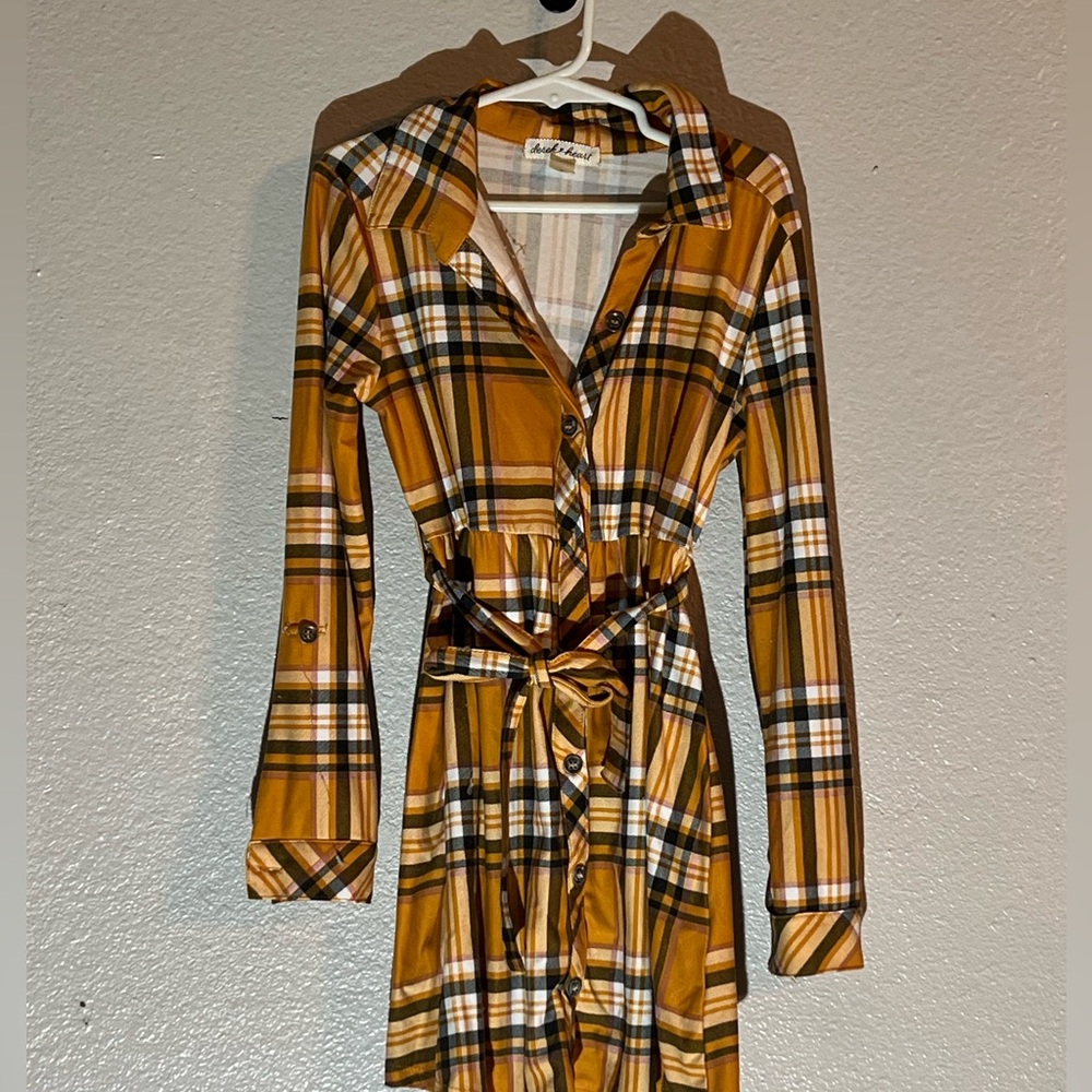 Girls dress never worn